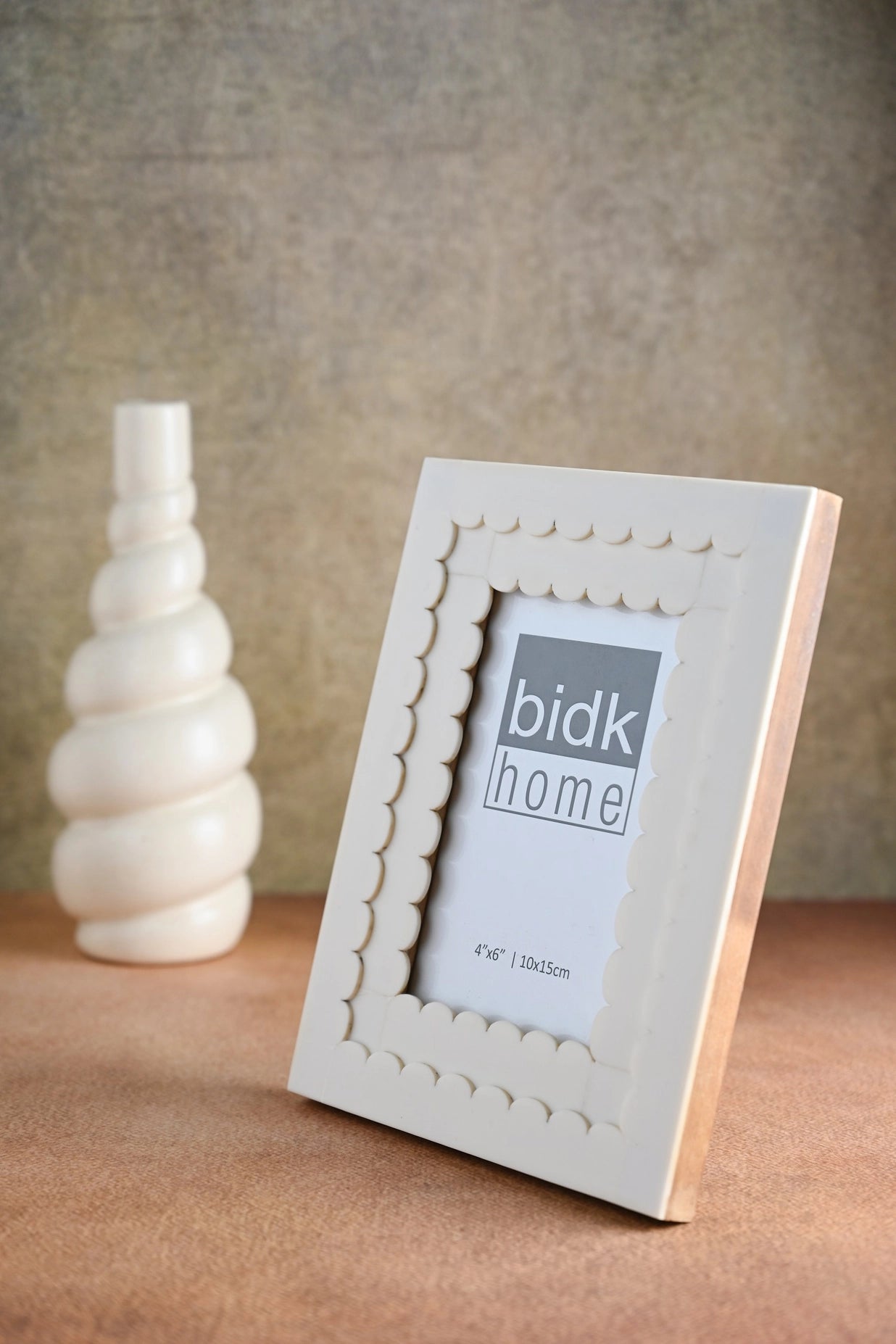 White Resin Frame With Flower Design